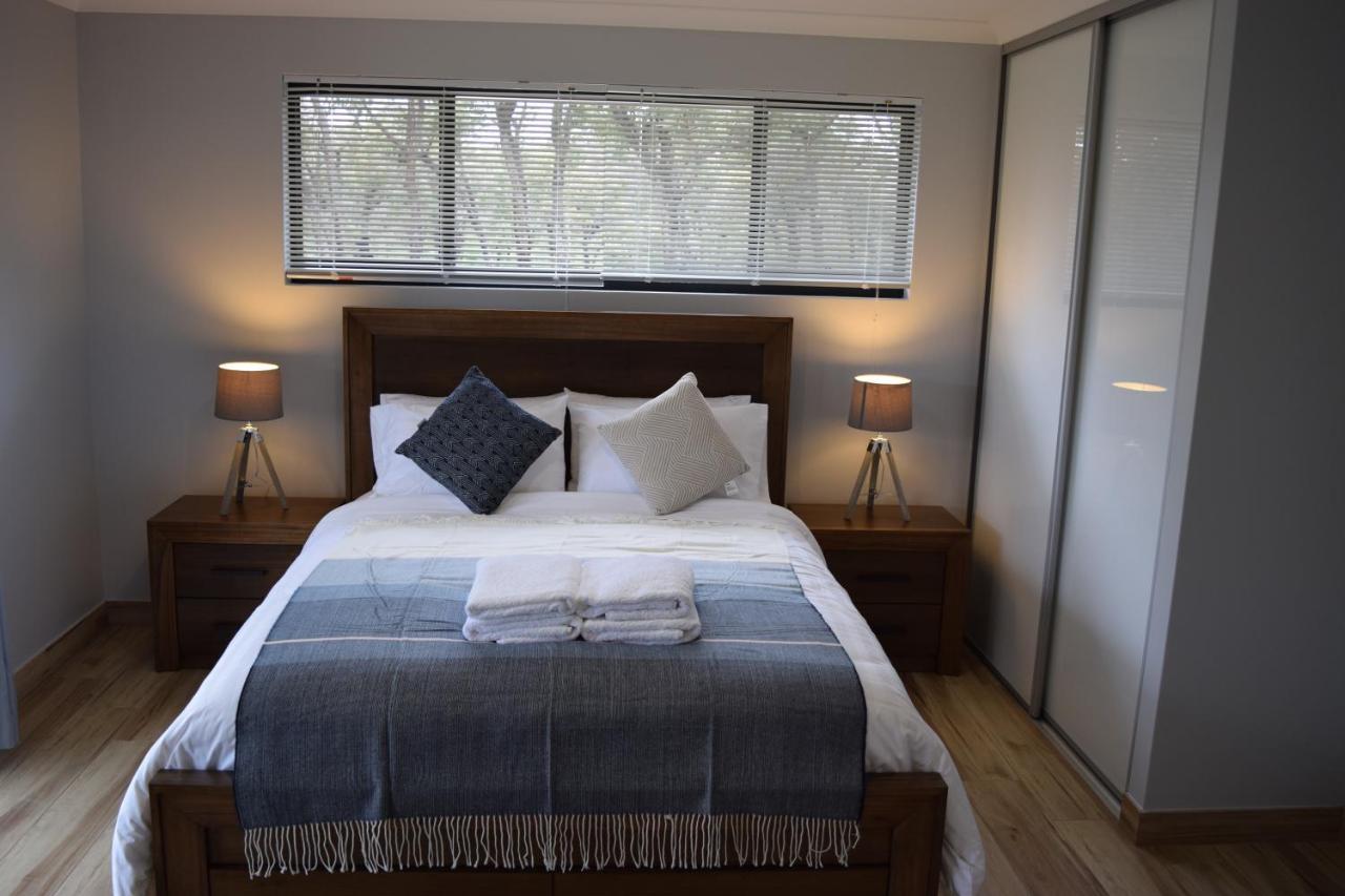 Eagle Bay House Bed & Breakfast Dunsborough Bagian luar foto