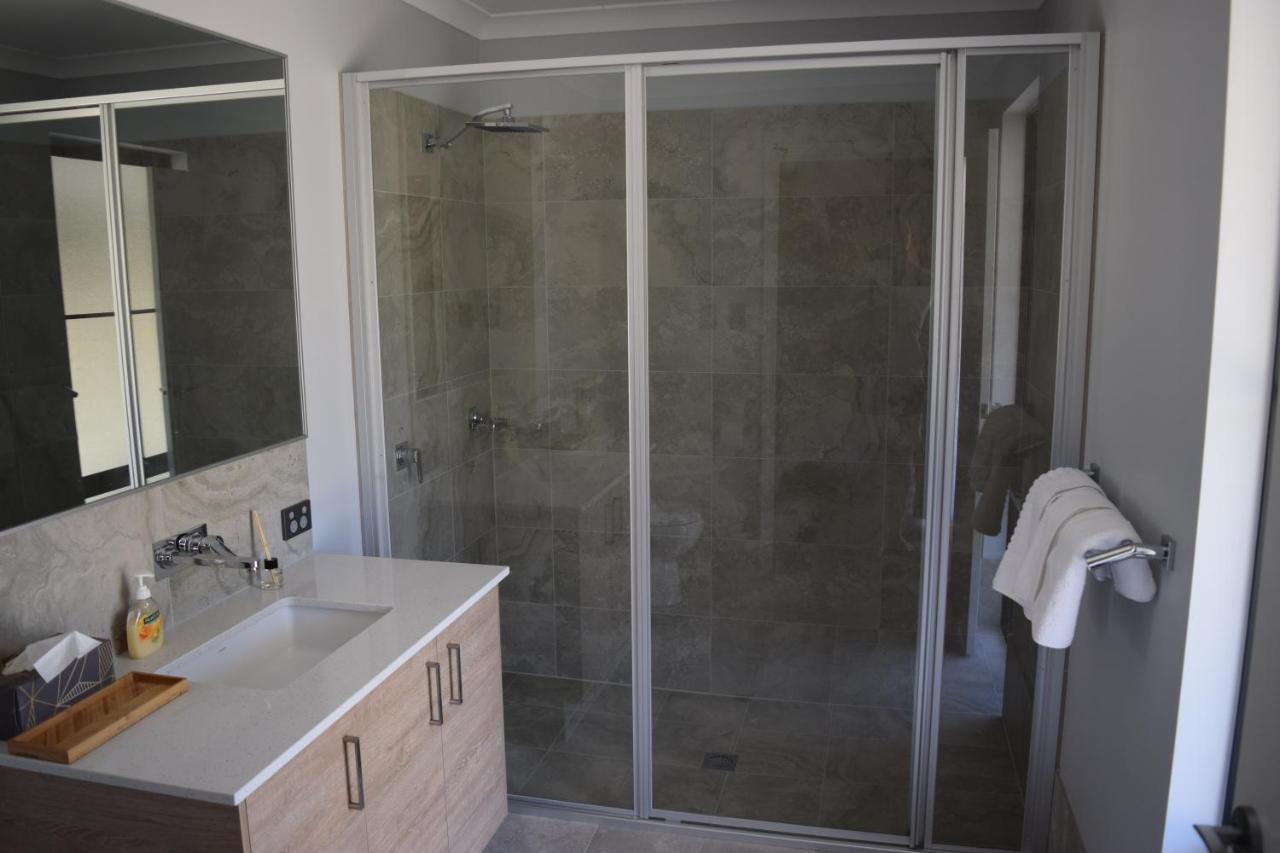 Eagle Bay House Bed & Breakfast Dunsborough Bagian luar foto