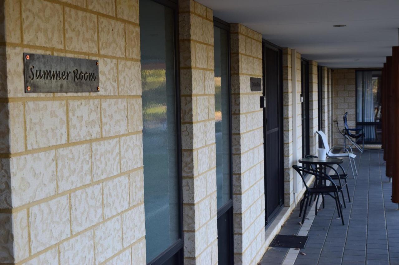 Eagle Bay House Bed & Breakfast Dunsborough Bagian luar foto
